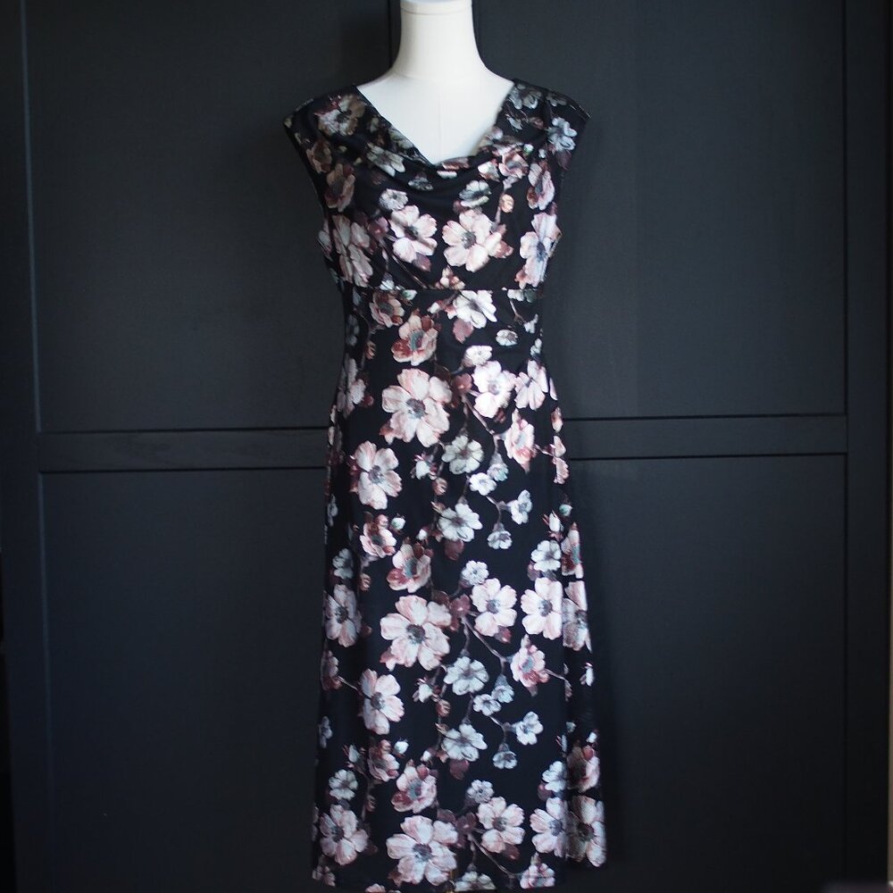 Connected Apparel | Sleeveless Floral Metallic Dress